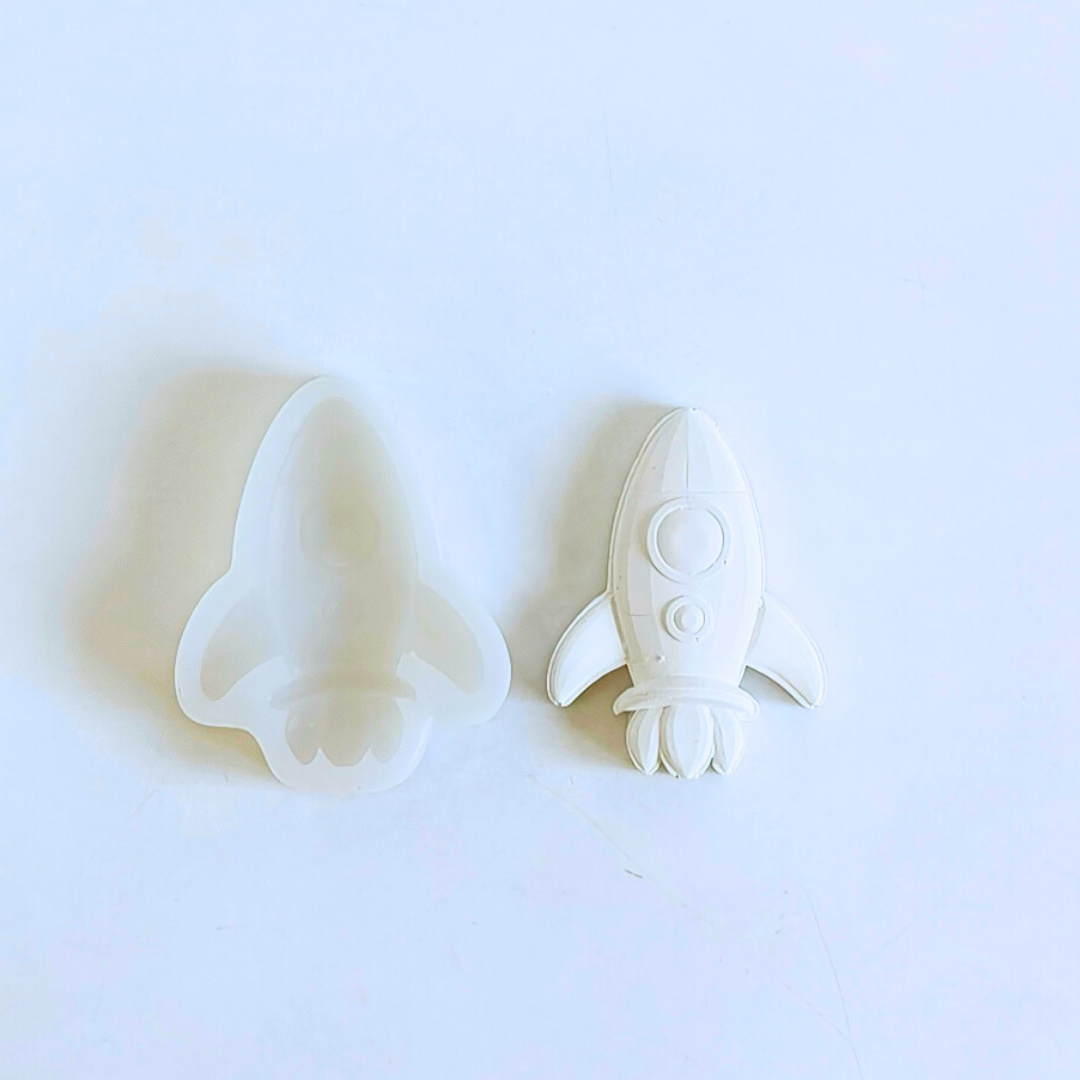 Space Theme Mold (Kids Paint Kit) - Image 4